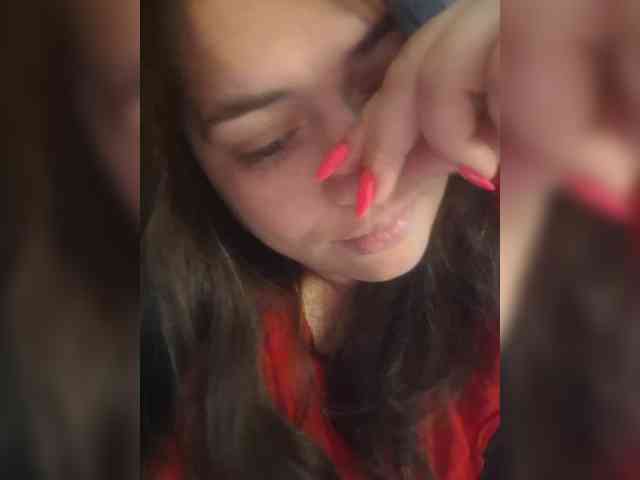 Naturally_Mom webcam