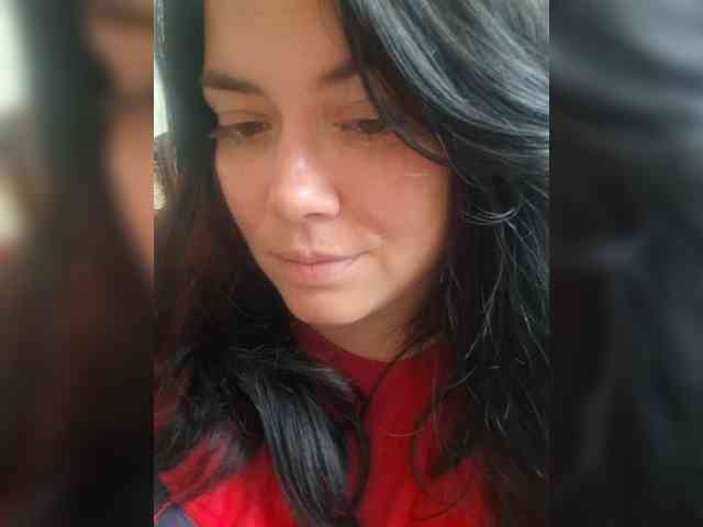 Naturally_Mom webcam