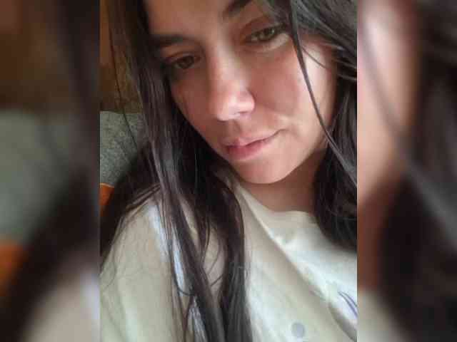 Naturally_Mom webcam