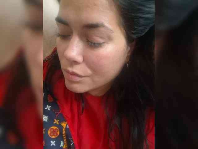 Naturally_Mom webcam