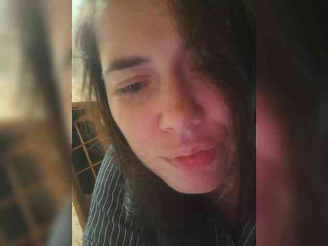Naturally_Mom webcam
