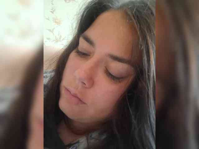 Naturally_Mom webcam