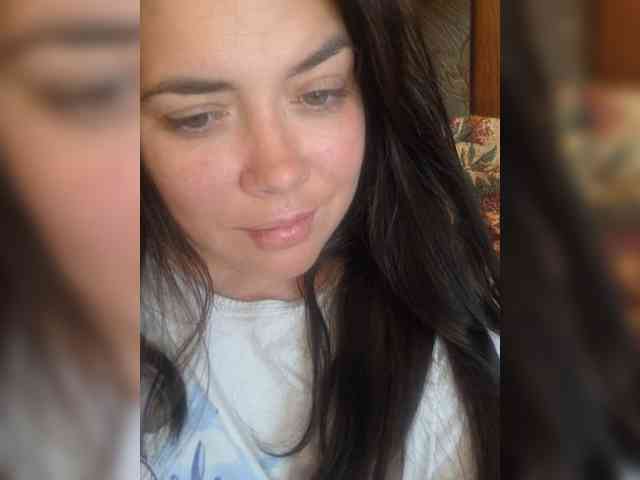 Naturally_Mom webcam