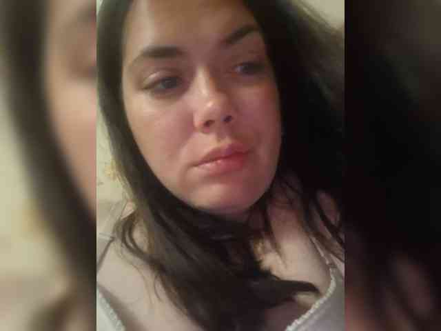 Naturally_Mom webcam