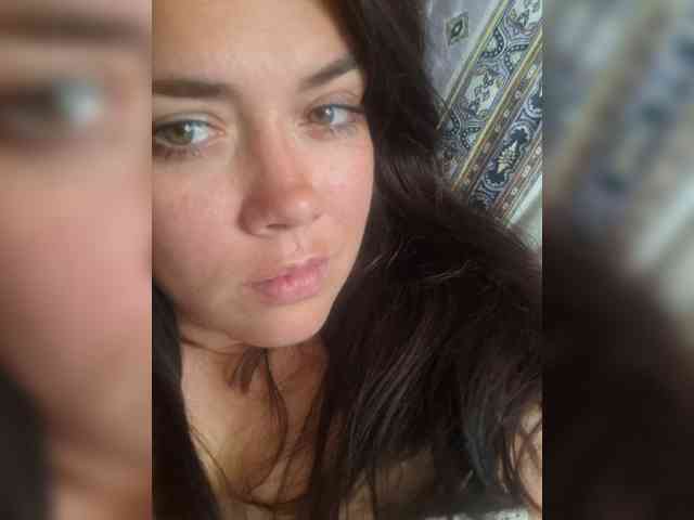 Naturally_Mom webcam