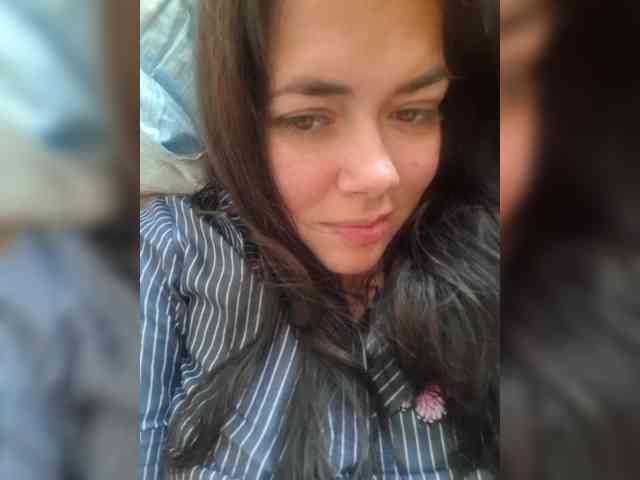 Naturally_Mom webcam