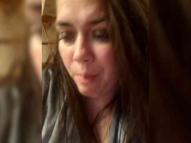 Naturally_Mom webcam