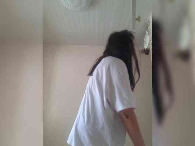 Naturally_Mom webcam