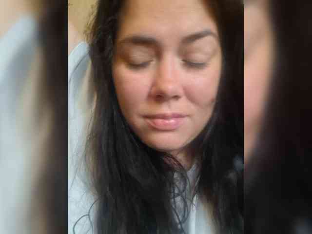 Naturally_Mom webcam