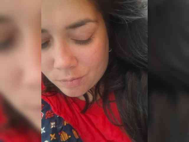 Naturally_Mom webcam