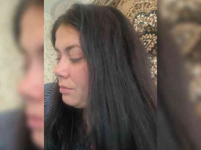 Naturally_Mom webcam
