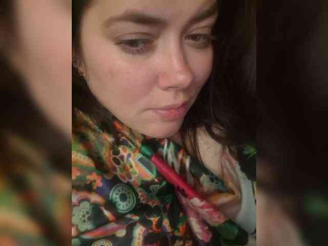 Naturally_Mom webcam