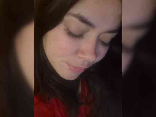 Naturally_Mom webcam