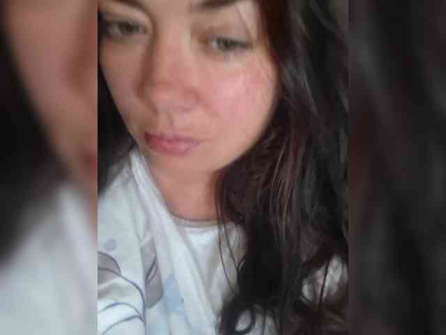 Naturally_Mom webcam