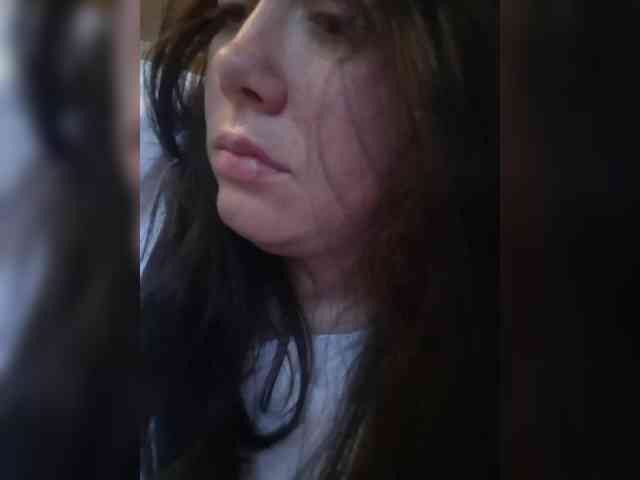 Naturally_Mom webcam