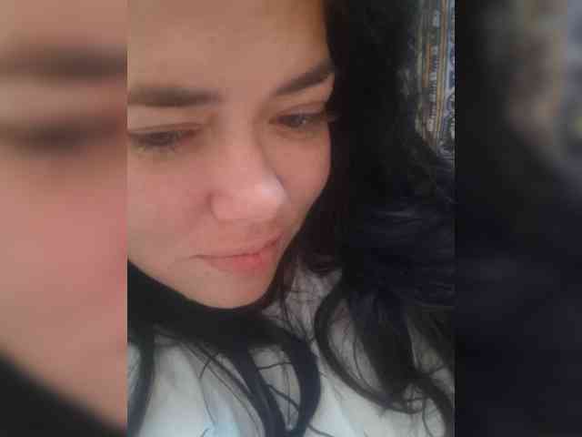 Naturally_Mom webcam