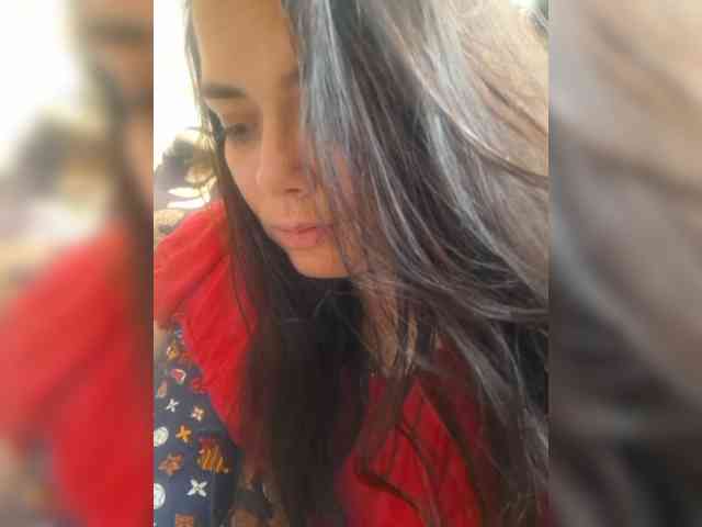 Naturally_Mom webcam