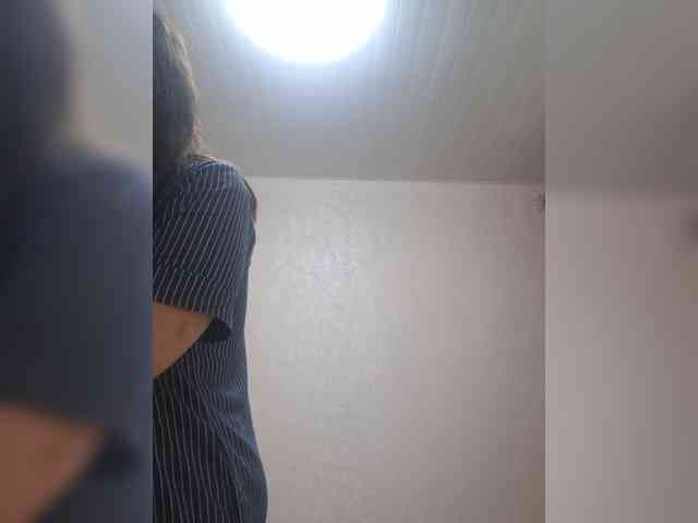 Naturally_Mom webcam
