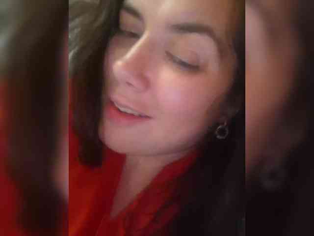 Naturally_Mom webcam