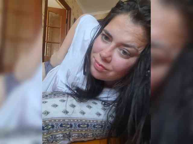 Naturally_Mom webcam