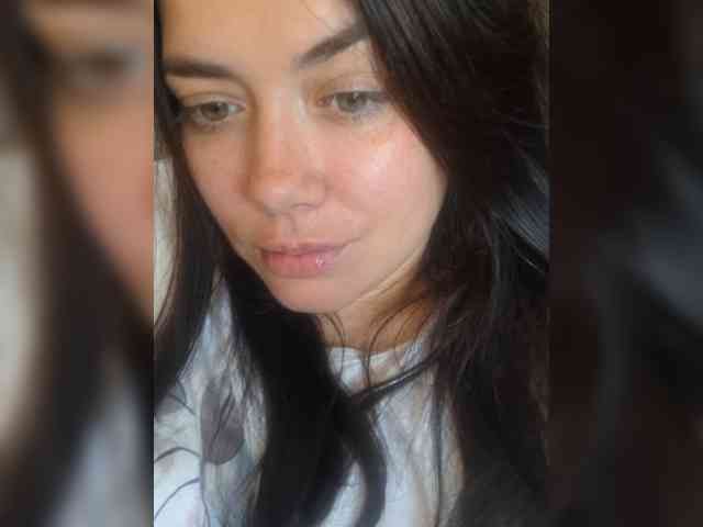 Naturally_Mom webcam