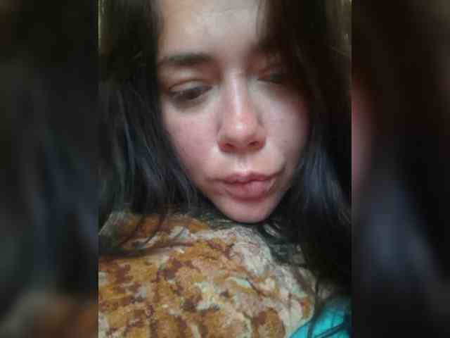Naturally_Mom webcam