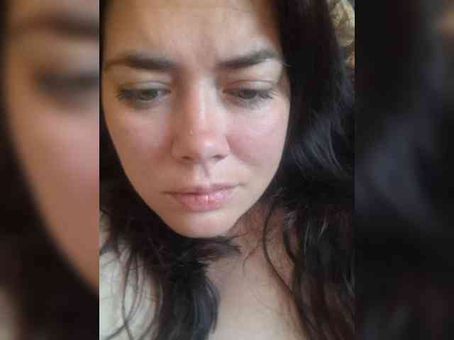 Naturally_Mom webcam