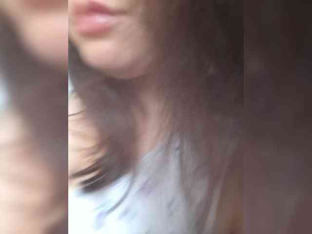 Naturally_Mom webcam