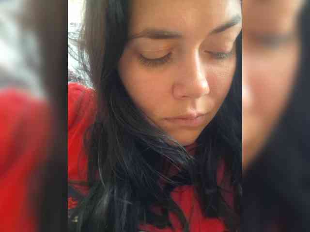 Naturally_Mom webcam