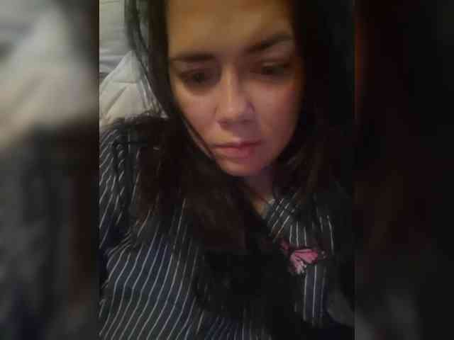 Naturally_Mom webcam