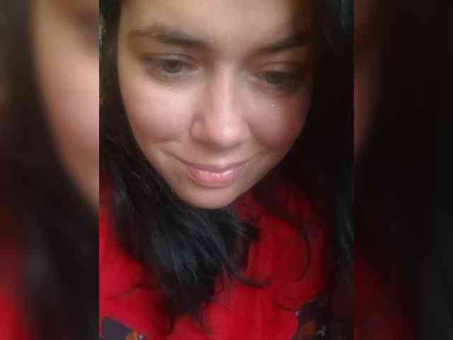 Naturally_Mom webcam