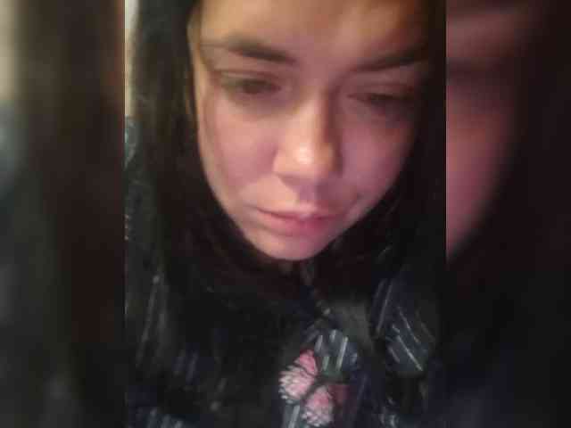 Naturally_Mom webcam