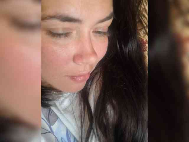 Naturally_Mom webcam