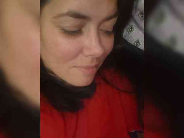 Naturally_Mom webcam