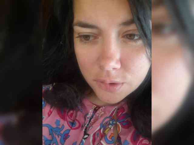Naturally_Mom webcam