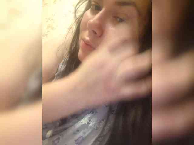 Naturally_Mom webcam