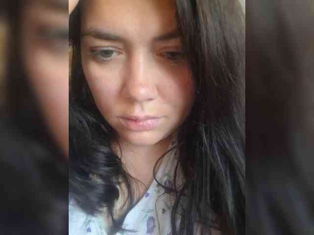 Naturally_Mom webcam