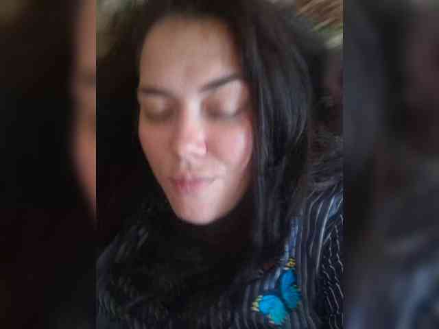 Naturally_Mom webcam