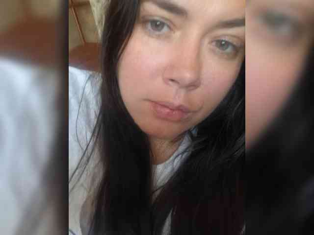 Naturally_Mom webcam