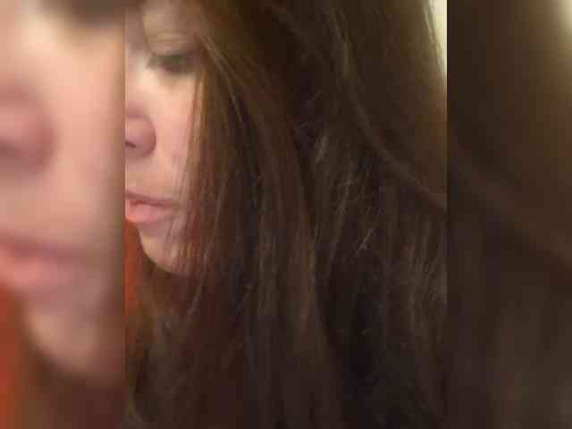 Naturally_Mom webcam