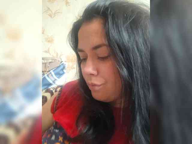 Naturally_Mom webcam