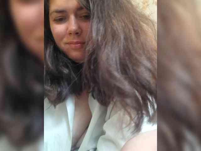 Naturally_Mom webcam