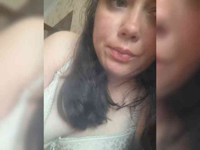 Naturally_Mom webcam