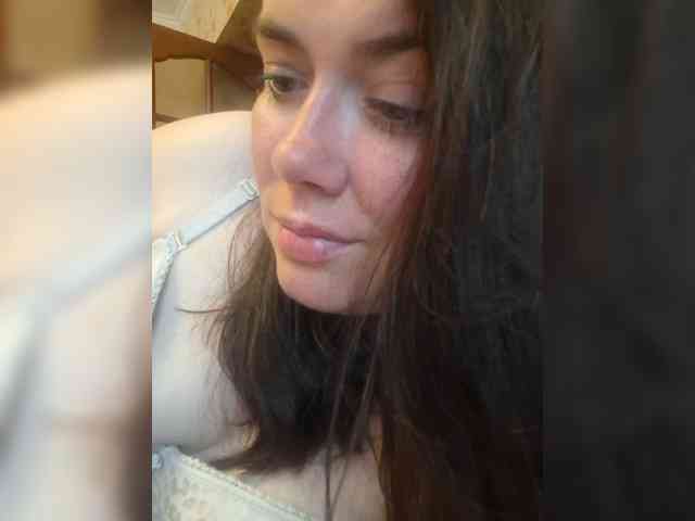 Naturally_Mom webcam