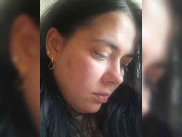 Naturally_Mom webcam