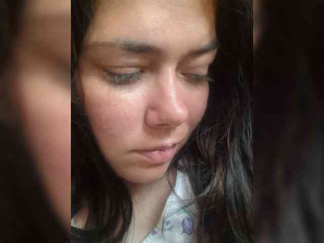 Naturally_Mom webcam