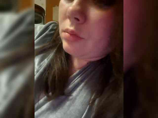 Naturally_Mom webcam