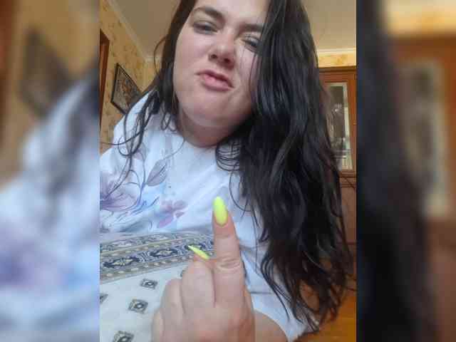 Naturally_Mom webcam