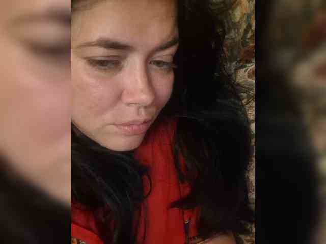 Naturally_Mom webcam