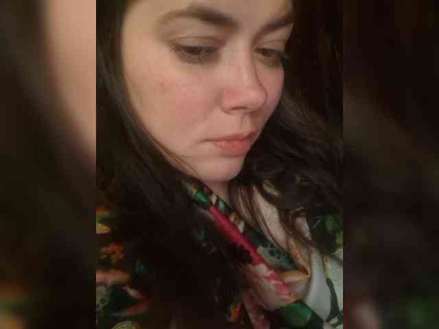 Naturally_Mom webcam